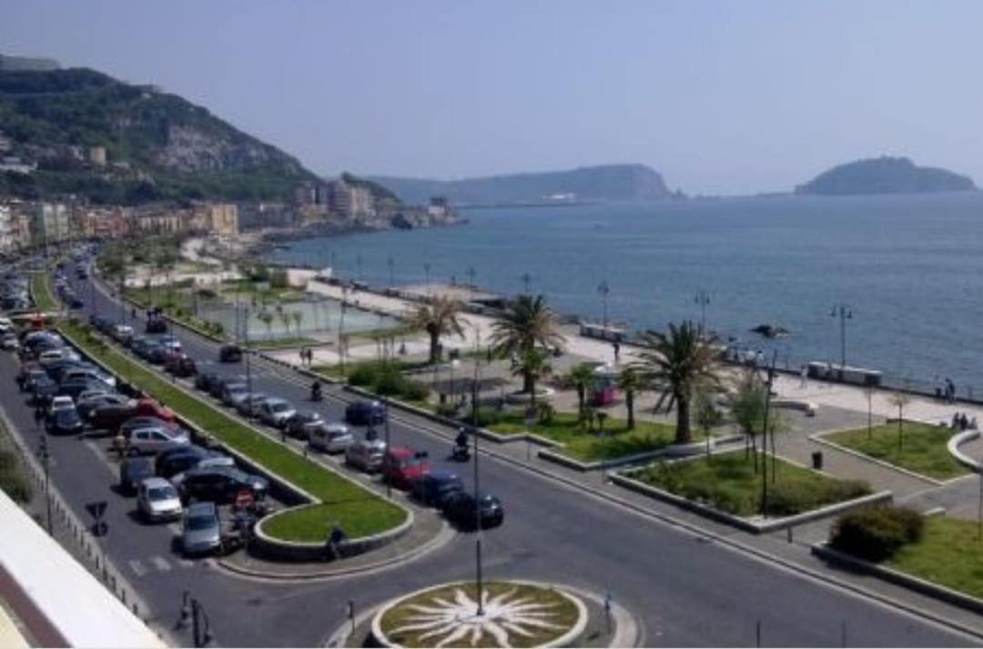 Casa Caprice Otel Pozzuoli Dış mekan fotoğraf